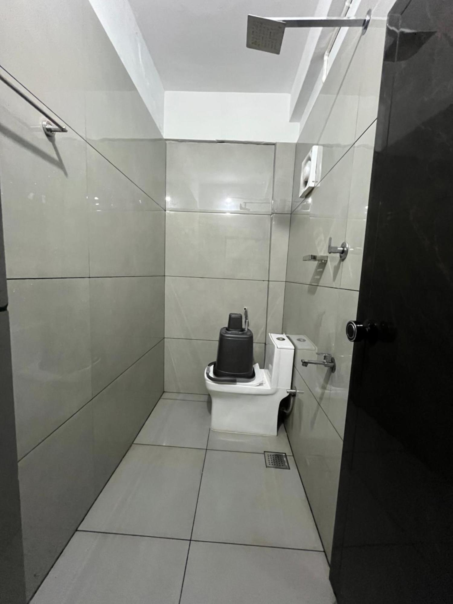 Priya Lodge Kozhikode Extérieur photo
